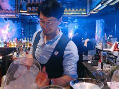 -大连君悦酒店 · VIVA(星海广场店)