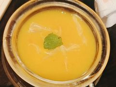 -玥轩YUE HIN(IFS国际金融中心店)
