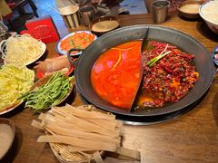 -萍姐火锅·公路夜市(武汉首店)