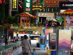 -三亚火车头万人海鲜广场