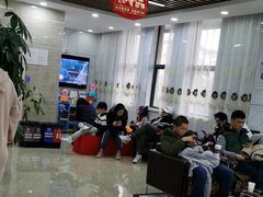-茂菊口腔连锁(浦东南路店)