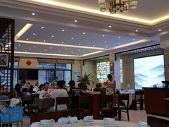 大堂-自游人·美食一楼·地道徽菜(三十年名店)