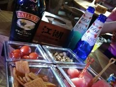 -江湖酒吧