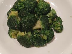 -绿茵阁(体育西分店)