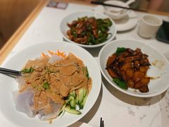 手工大拉皮-关东小磨东北菜(漕河泾印象城店)