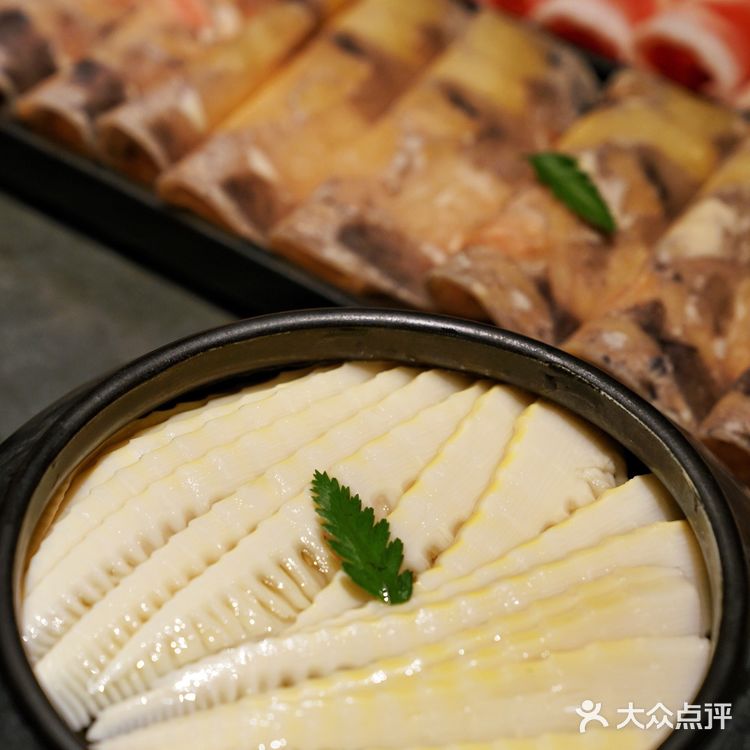 不愧CCTV推荐‼️排队排排排终于吃到的火锅