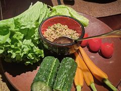 傣族生菜包肉-花马天堂云南餐厅 Lost Heaven(高邮路店)