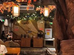 -城墙拐拐火锅(三峡广场黑金冠店)