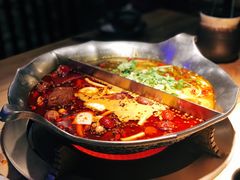 -湊湊火锅·茶憩(杭州湖滨银泰in77店)