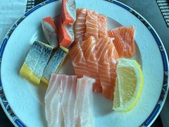 -亚洲国际大酒店·云顶阁旋转自助餐厅