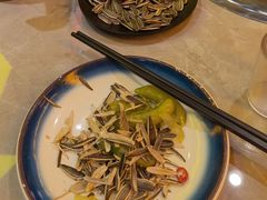 -沪上名羊天下•烤羊腿•东北烧烤•小龙虾(浦东直营总店)