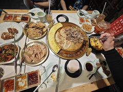 -猪啊牛呀羊啊铜盘烤肉(正大广场店)