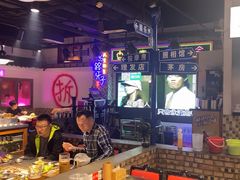 -马路牙子烧烤音乐酒馆(望京店)