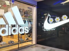 -王府井百货(中州中路店)