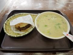 甜沫-穆得·老周家牛肉烧饼(普利街店)