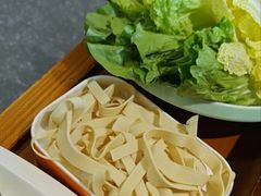 -乡土黄·鲜牛肉火锅·小龙虾(兴业街店)