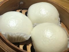 黑芝麻流沙包-潮粥荟·潮汕砂锅粥(朝阳大悦城店)
