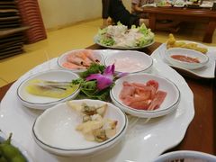 -青瓦餐厅·生鱼片·韩园烤肉(西塔店)