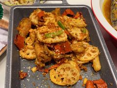 -荷塘秋月·本帮江浙菜(国权路店)