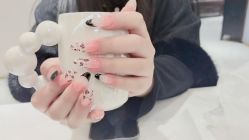 -悦指间美甲美睫