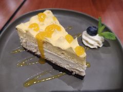 芒果芝士慕斯-魏斯理汉堡(西安沣东吾悦店)