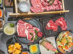 -铭牛烧肉·和牛海鲜自助(高新月牙湖店)