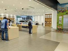 -华为授权体验店(中山公园来福士)