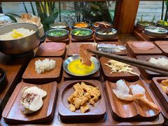 -银米·云南传统过桥米线(双廊黑金冠店)