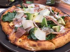 法棍帕尔马生火腿牛油果-O'mills Sourdough Bakery&Bistro(永嘉路店)