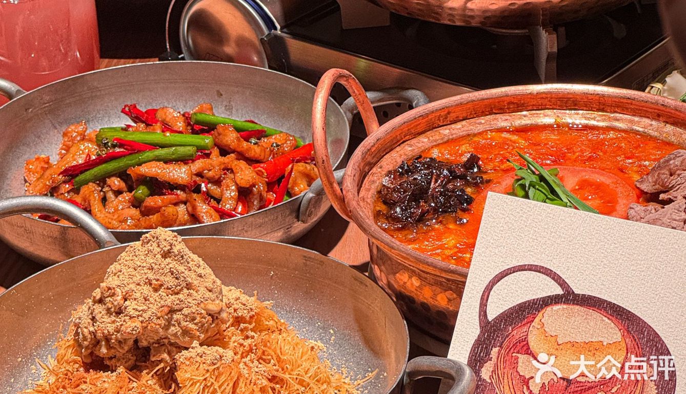 终于和闺蜜一起来镇江打卡了“山野板扎”，人气真的很旺！