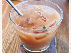 -ROAST coffee & eatery