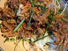 -Cục Gạch Quán