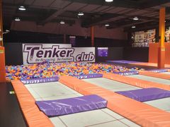 -Tenker Club弹刻极限主题公园 · 蹦床 · 团建 · 生日派对(大关店)