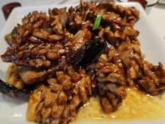 -梅飞酒家(名辉豪庭店)