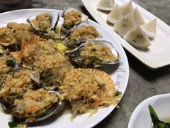 -四川小胡子海鲜(丁村万人海鲜广场店)