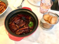 黑枣汁煨五花肉-港丽餐厅(高德置地店)