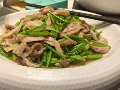 -梅飞酒家(名辉豪庭店)