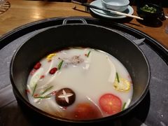 -三人行骨头王火锅(长寿店)