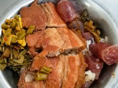 -梁阿婆廿年老牌扣肉糯米饭