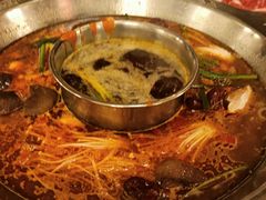 鸳鸯锅-山城年华老火锅(玉林店)