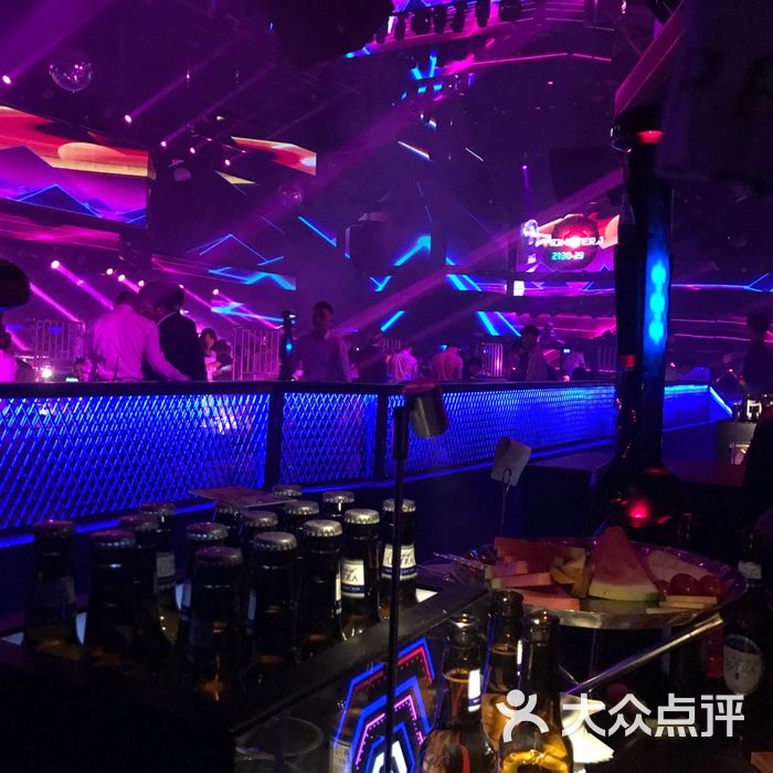 clubqueen皇后酒吧