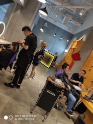 点击看大图 -时尚殿堂明星门店