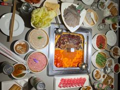 -海底捞火锅鲜切牛肉主题店(长寿路店)