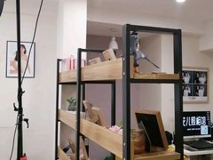 -花儿照相馆·最美证件照(红旗街万达店)
