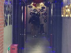 -唱吧麦颂KTV(西单华威潮铺街店)