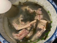 酸萝卜鸭掌汤-舌尖上的食缘花园主题餐厅