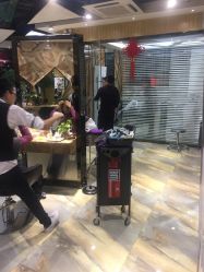 点击看大图 -永琪美容美发全国直营连锁