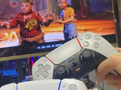 -VR+乐园·VR电竞·家庭亲子·密室逃脱·轰趴团建