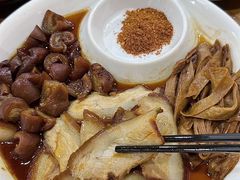 -朱大嘴肥肠血旺(福字街店)