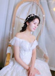 点击看大图 -艾米丽婚纱礼服